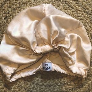 SILKE 100% Hair Scarf